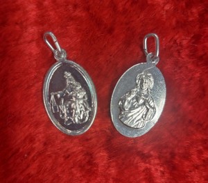 Medalik szkaplerzny metalowy