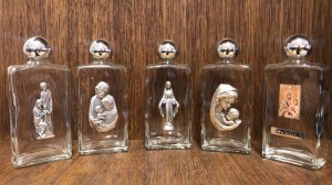 Butelka szklana na wodę święconą 